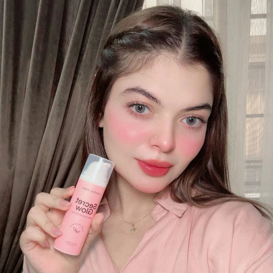 Secret Glow- Underarm Brightening and Odor Control 🌸 Minimizes sweat odor 🕒 Provides 24-hour odor control ✨ Lightens dark private parts 🌿 Ensures all-day freshness